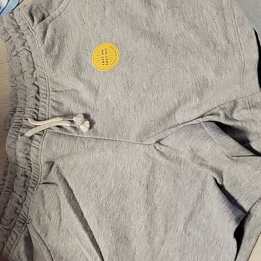 Girls gray shorts